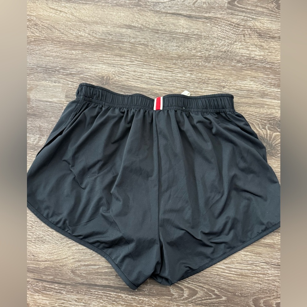 Tracksmith Women's Twilight Split Shorts 3" - Picture 5 of 6